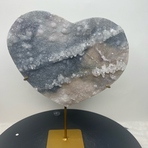 Amethyst Zeolite Flower Amethyst Crystal Heart - Picture 5 of 7